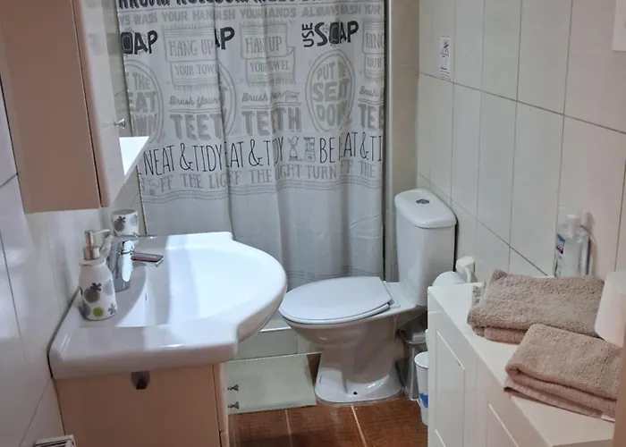 Christopher's Flat דירה *